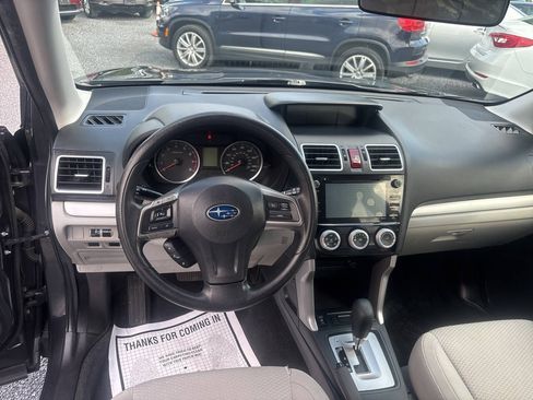 Used 2016 Subaru Forester 2.5i Premium w/ All-Weather Package AWD/4WD image 10