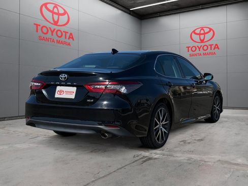 Used 2022 Toyota Camry XLE w/ Navigation Package image 10