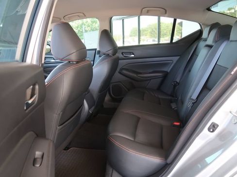 Used 2020 Nissan Altima 2.5 SR FWD image 31