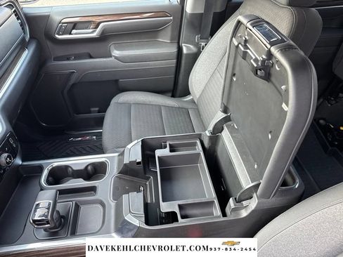 Used 2025 Chevrolet Silverado 1500 LT AWD/4WD image 16