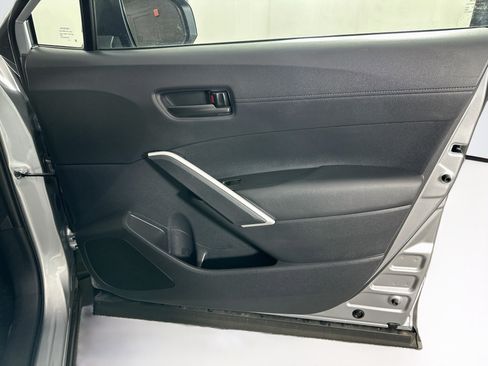 Used 2025 Toyota Corolla Cross LE w/ Moonroof Package FWD image 30