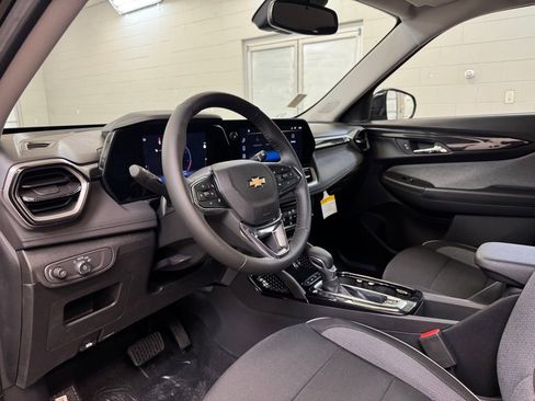 New 2026 Chevrolet TrailBlazer LT image 14