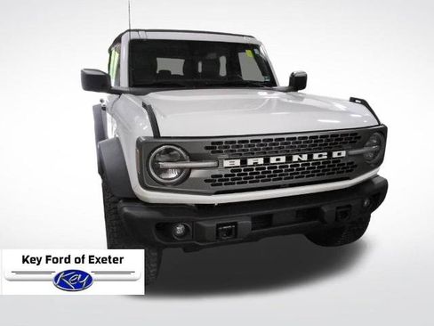 Certified 2023 Ford Bronco Badlands w/ Sasquatch Package AWD/4WD image 3