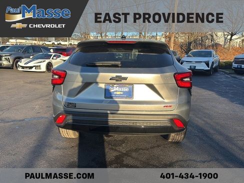 Certified 2024 Chevrolet Trax RS w/ Driver Confidence Package image 6