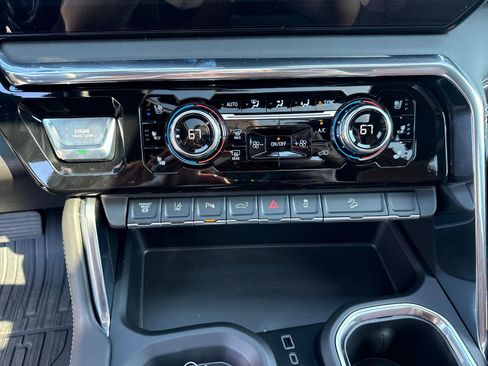 New 2026 GMC Sierra 2500 Denali Ultimate AWD/4WD image 12