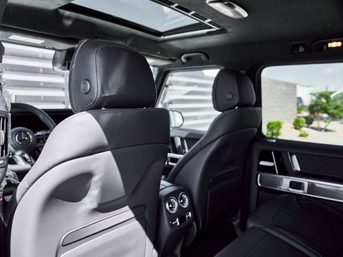 Used 2026 Mercedes-Benz G 63 AMG 4MATIC image 40