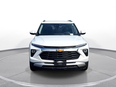Used 2024 Chevrolet TrailBlazer LT FWD image 3