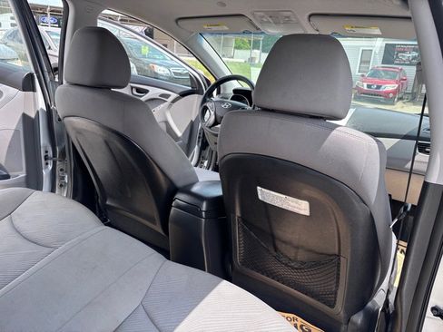 Used 2013 Hyundai Elantra GLS w/ Preferred Pkg FWD image 27