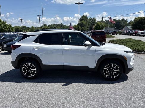 New 2026 Chevrolet TrailBlazer LT w/ Convenience Package image 9