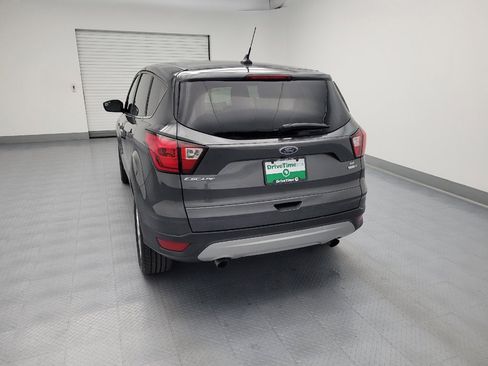 Used 2019 Ford Escape SE AWD/4WD image 6