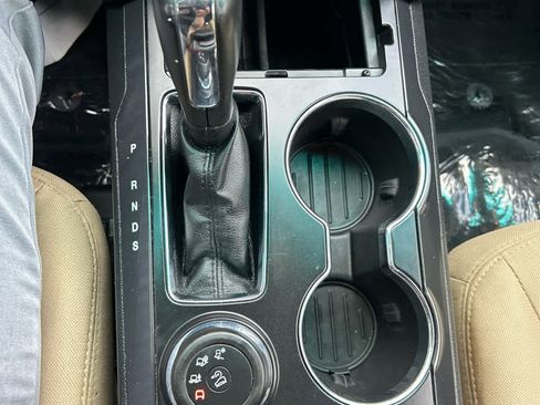 Used 2017 Ford Explorer 4WD image 19