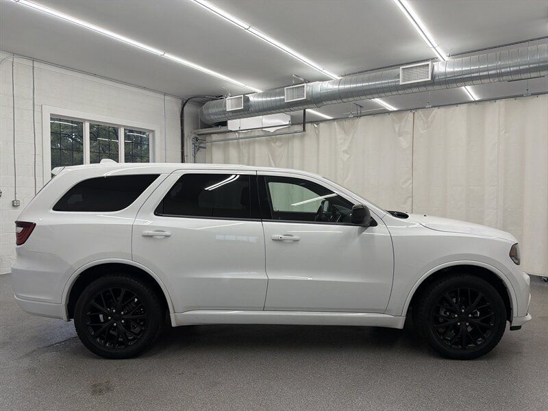 Used 2016 Dodge Durango SXT w/ Blacktop Package AWD/4WD image 4