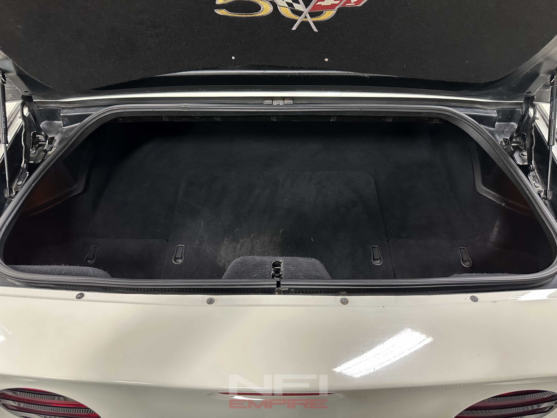 Used 2003 Chevrolet Corvette Convertible w/ Preferred Equipment Group1 RWD image 49