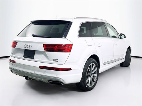 Used 2018 Audi Q7 3.0T Premium Plus image 7