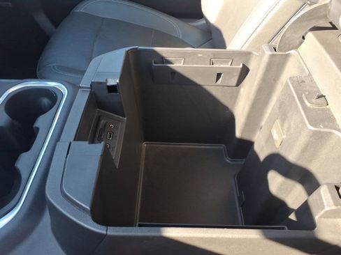 Used 2021 GMC Sierra 1500 SLT w/ SLT Premium Plus Package image 17