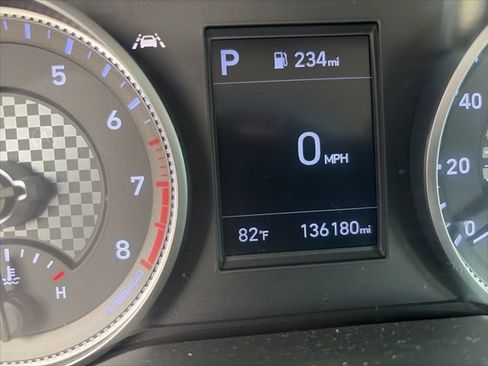 Used 2020 Hyundai Elantra SEL FWD image 13
