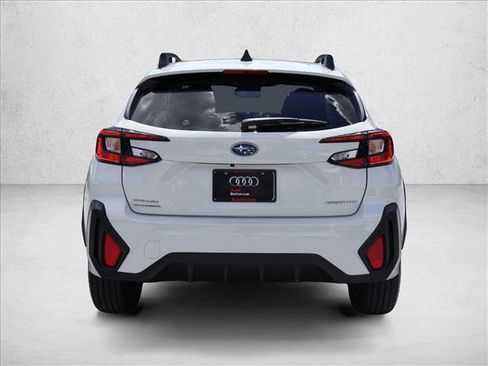 Used 2024 Subaru Crosstrek 2.0i Premium AWD/4WD image 8
