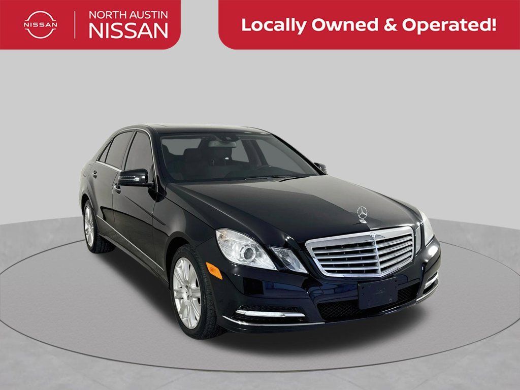 Used 2013 Mercedes-Benz E 350 4MATIC Sedan image 1