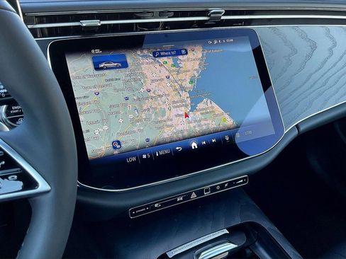 New 2026 Mercedes-Benz E 350 4MATIC Sedan image 7