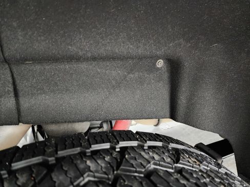 Used 2021 Chevrolet Silverado 2500 High Country w/ Z71 Off-Road Package image 28