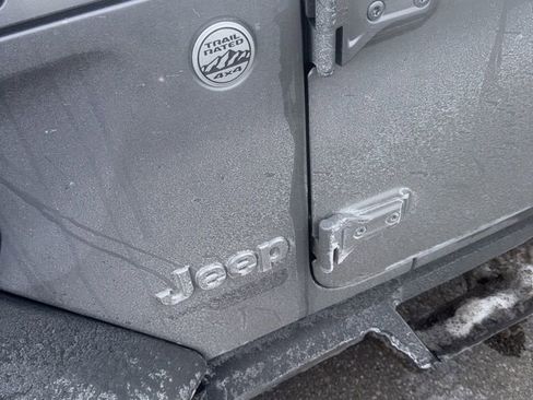 Used 2018 Jeep Wrangler Unlimited Sport S image 6