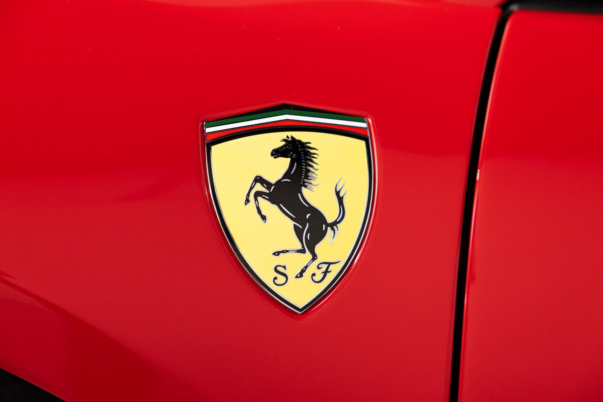 Certified 2019 Ferrari 488 Spider RWD image 30