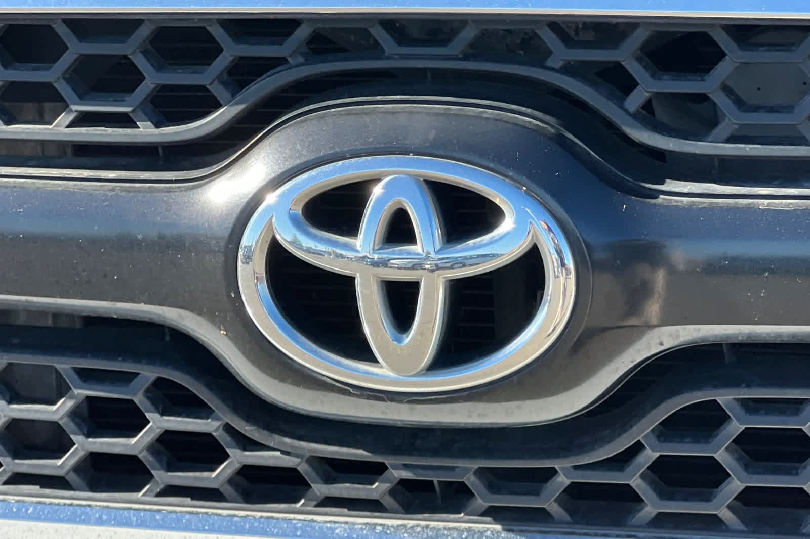 Used 2011 Toyota Tacoma PreRunner w/ SR5 Pkg #2 RWD image 16