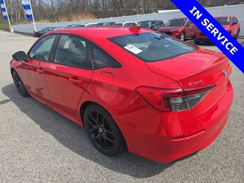 Used 2023 Honda Civic Sport image 9