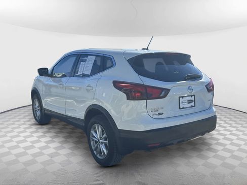 Used 2019 Nissan Rogue Sport S w/ Appearance Package image 4