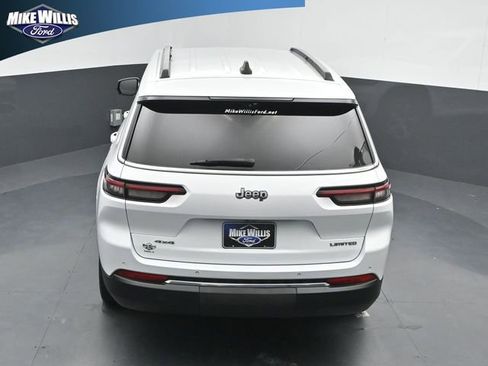 Used 2023 Jeep Grand Cherokee L Limited w/ Luxury Tech Group II AWD/4WD image 14