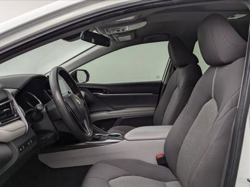 Used 2023 Toyota Camry LE image 14