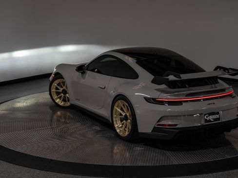 Used 2022 Porsche 911 GT3 image 47