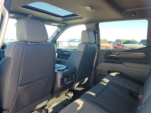 Certified 2025 Chevrolet Silverado 1500 ZR2 w/ Technology Package image 11