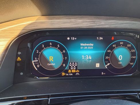 New 2026 Volkswagen Atlas SEL image 32