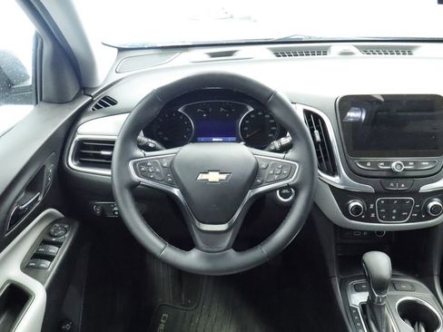 Used 2024 Chevrolet Equinox LT AWD/4WD image 23