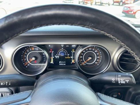 Used 2021 Jeep Gladiator Willys image 27