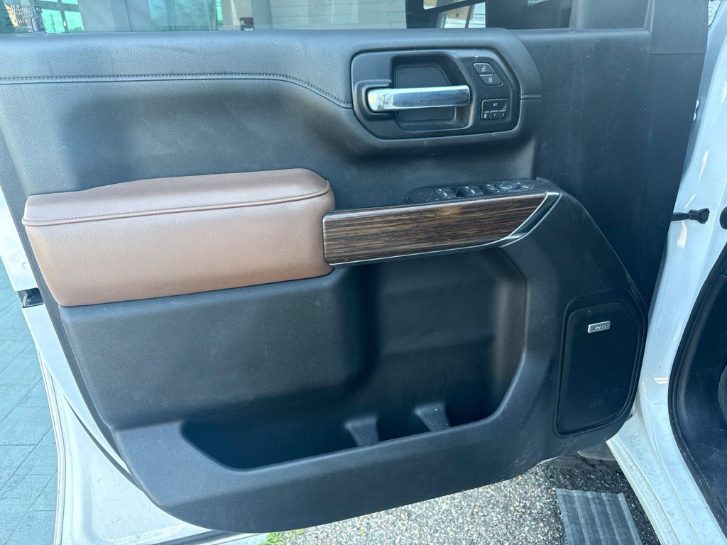 Used 2022 Chevrolet Silverado 2500 High Country w/ Safety Package II AWD/4WD image 7