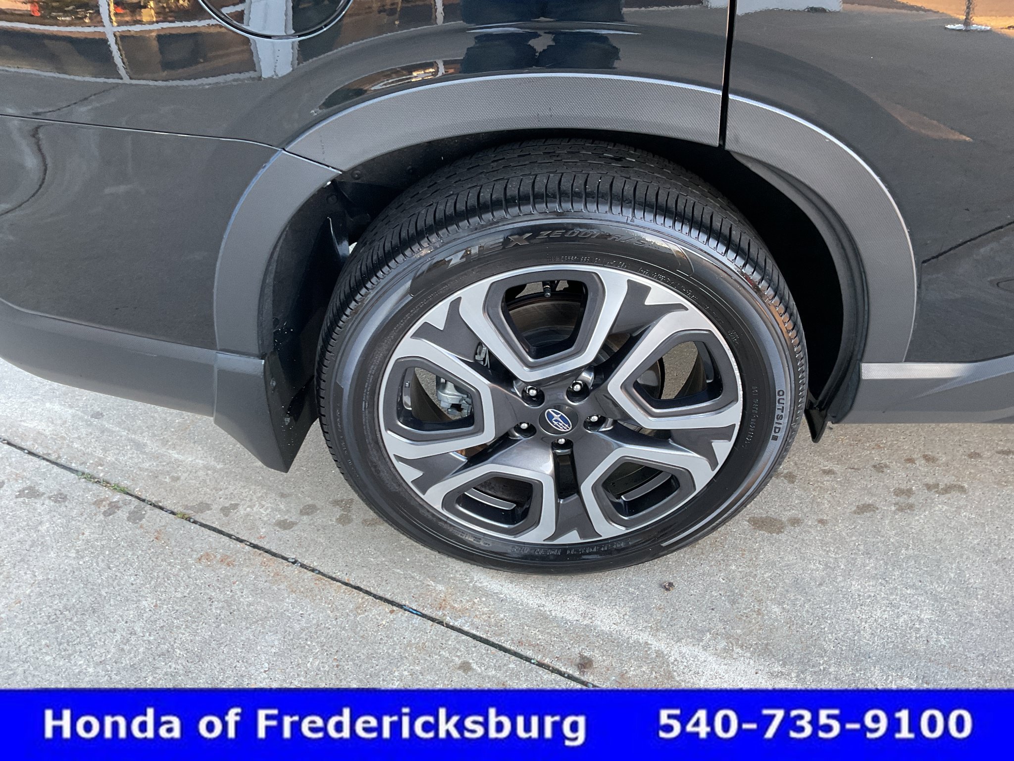Used 2025 Subaru Ascent Touring AWD/4WD image 12
