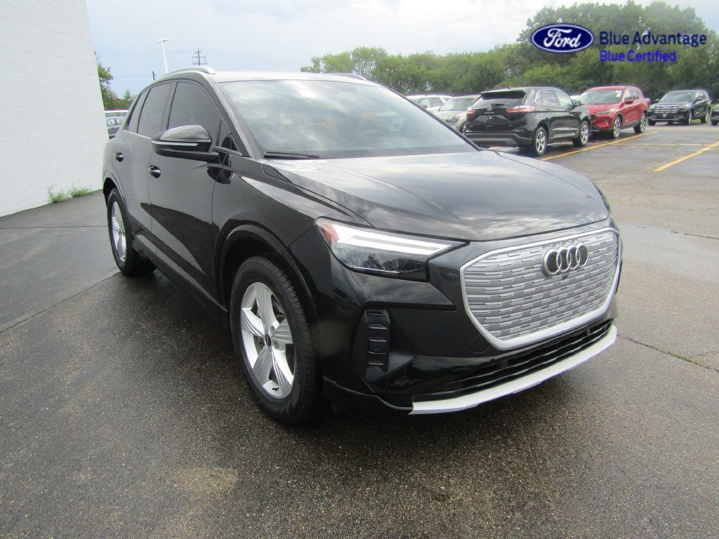 Used 2022 Audi Q4 e-tron Premium Plus w/ Premium Plus AWD/4WD image 10
