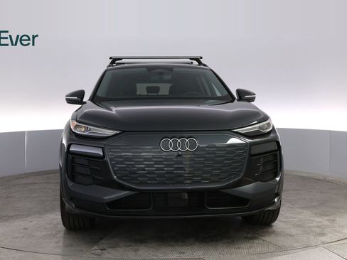Used 2025 Audi Q6 e-tron Premium w/ Convenience Package RWD image 12