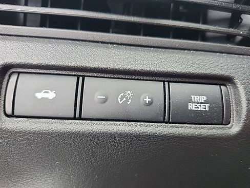 Used 2023 Nissan Altima 2.5 SV image 25