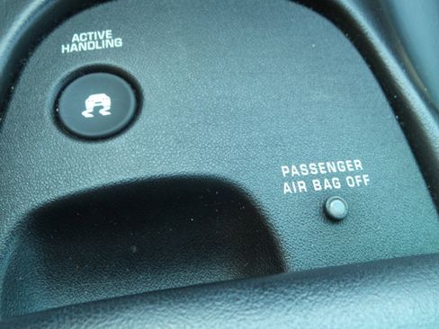 Used 2001 Chevrolet Corvette Coupe w/ Preferred Equipment Group2 image 28