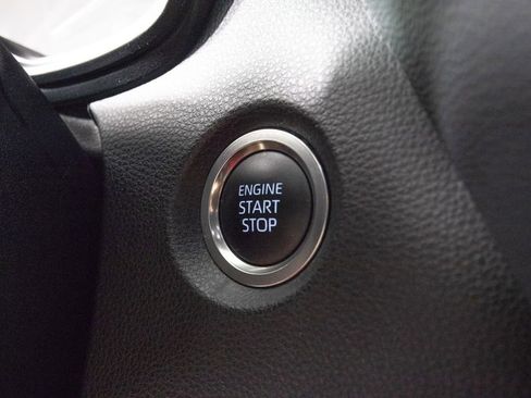 Used 2024 Toyota Corolla SE FWD image 24