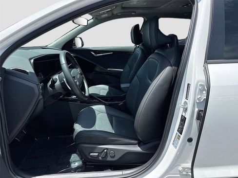 Used 2023 Kia Niro Wave FWD image 22