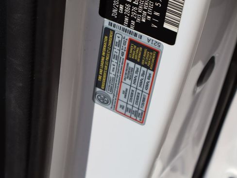 Used 2023 Kia Sorento EX FWD image 31