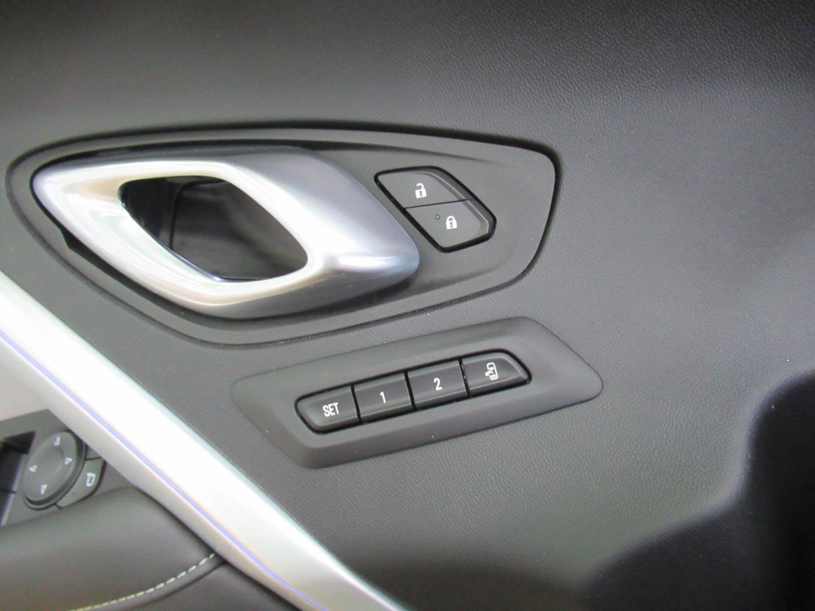 Used 2023 Chevrolet Camaro SS RWD image 19