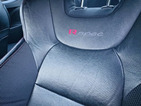 Used 2014 Hyundai Genesis 3.8 image 10