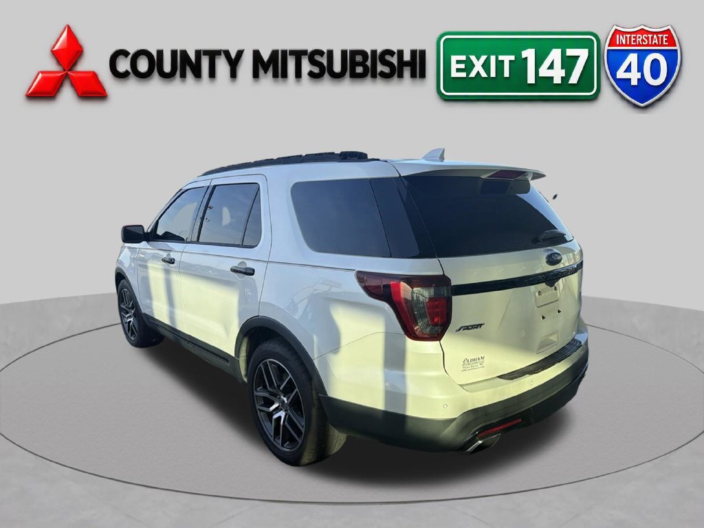 Used 2017 Ford Explorer Sport w/ Equipment Group 401A AWD/4WD image 5