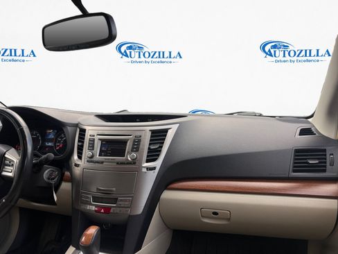 Used 2014 Subaru Outback 3.6R Limited w/ Moonroof Package AWD/4WD image 11
