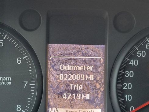 Used 2012 Chevrolet Caprice image 3